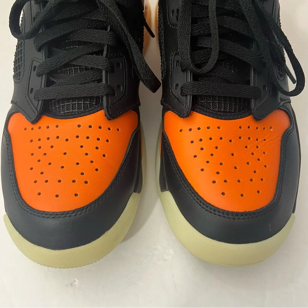 Jordan Mars 270 Black and Orange CD7070 008 Size 9.5